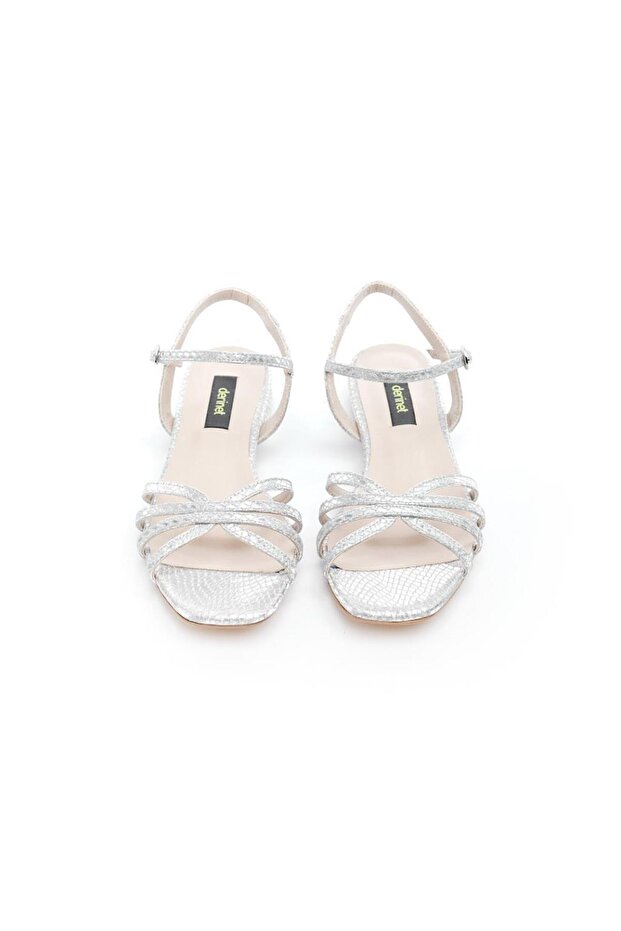 Bilekten Bantlı Kadın Babet - 3