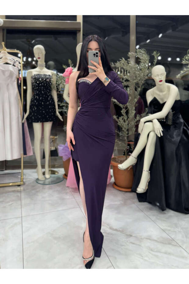 Agatha Yaprak Taş İşlemeli Tek Kol Drapeli Mini Elbise Mor - 1