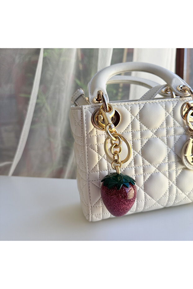 ملحق حقيبة الفراولة - 3