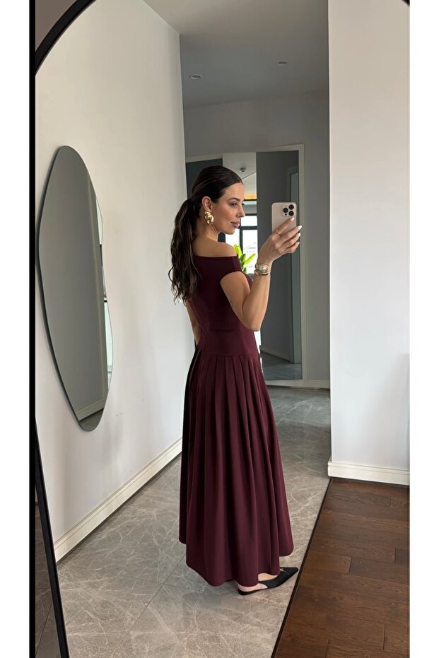 فستان PINTEREST أساسي بياقة كاياك - 6