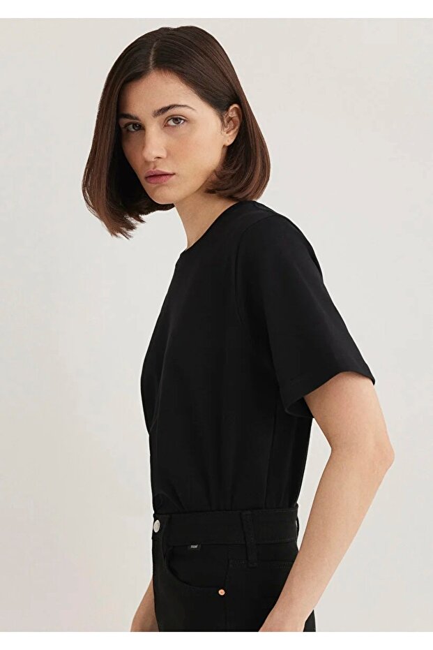 Bisiklet Yaka Siyah Basic Crop Tişört - 2