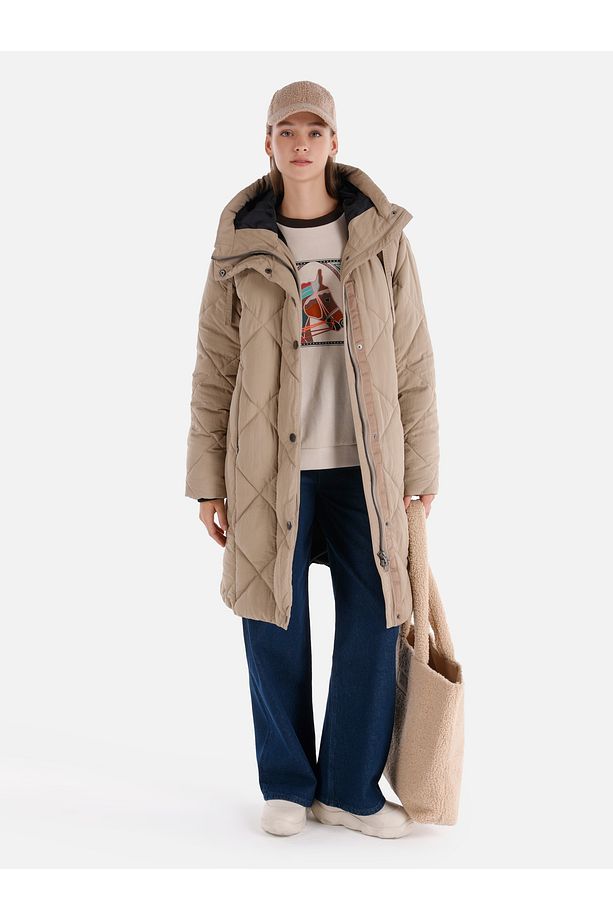 Regular Fit Kapüşonlu Çıtçıtlı Astarlı Kadın Bej Kaban Cl1065791 - 1