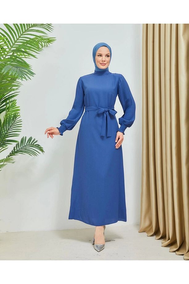 Kolları Piliseli Manşet Gipe Detaylı Krep Kumaş Elbise 7989 - 2