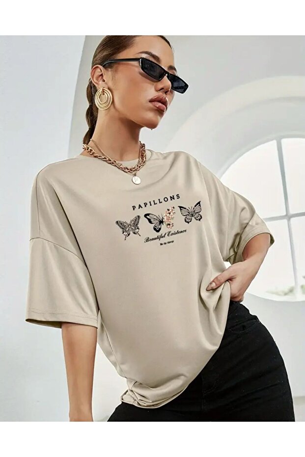 Kelebekler Baskılı Basic T-Shirt - 1