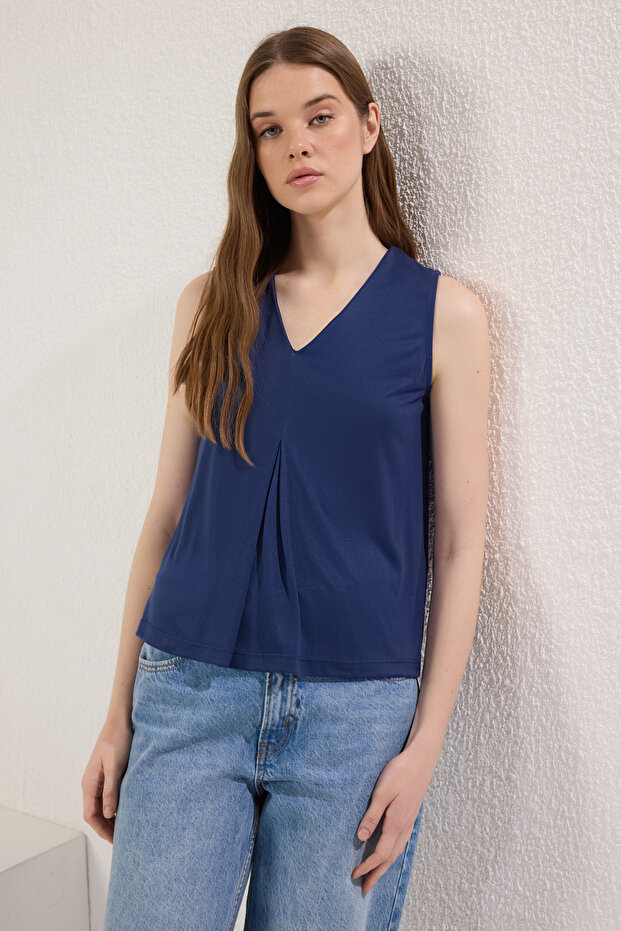 Lacivert More Sustainable Modal Akışkan Kumaşlı Regular Kalıp Pilili Örme Bluz TWOSS25BZ00401 - 4