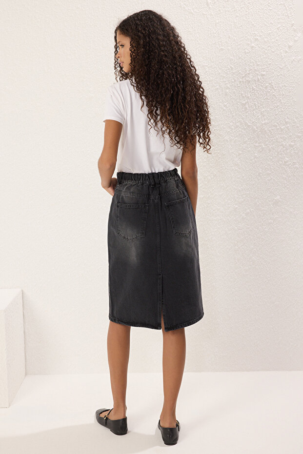 Siyah More Sustainable Arka Bel Lastikli Yırtmaç Detaylı Midi Denim Etek TWOSS25ET00135 - 4