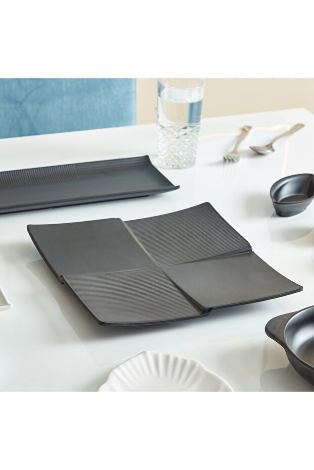 طبق كوادرا الكلاسيكي - 28 سم - 2