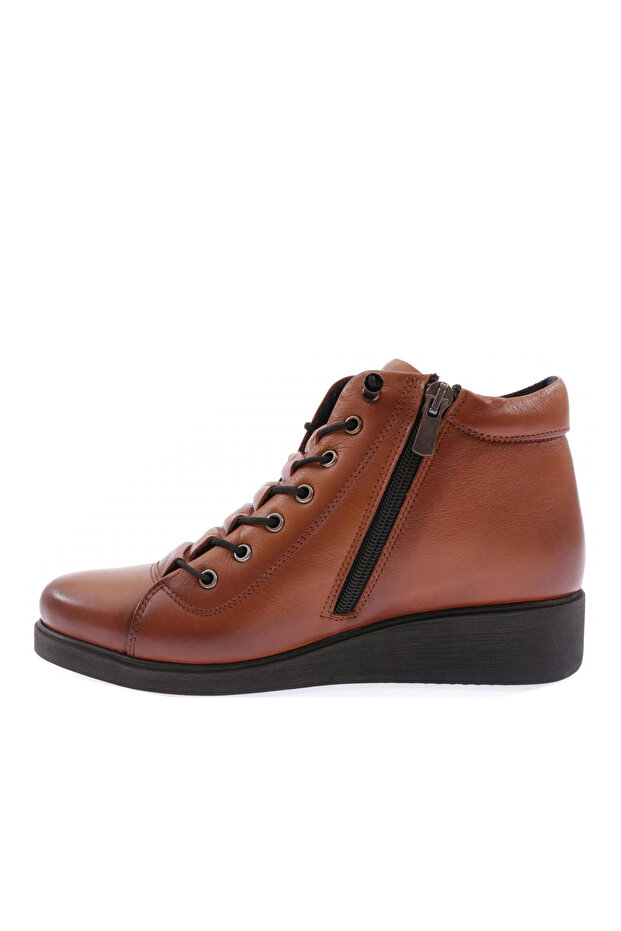 Piliseli Lastik Bağcıklı Yandan Fermuarlı Kadın Bot Taba 5432713 - 5