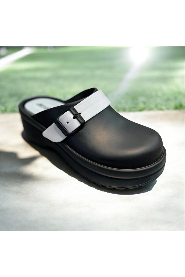 DOCTOR ASISTENTĂ SABO PAPUCI - 1