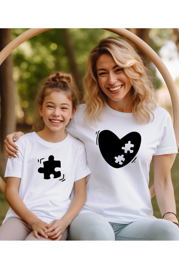 Family Combination T-Shirt - Mother Daughter Puzzle Heart Printed Crew Neck T-Shirt/T-Shirt (Price Is for One Piece.)