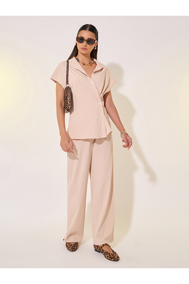 قميص وبنطلون متناسقان بأزرار ملفوفة - 1