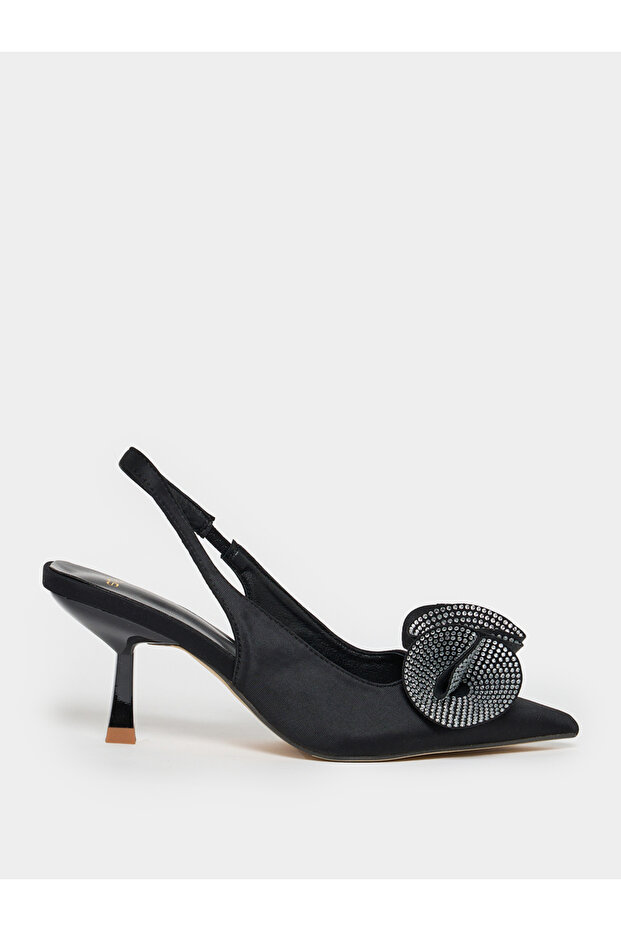 حذاء بكعب مفتوح من الخلف ومزين بأصابع مدببة - 2