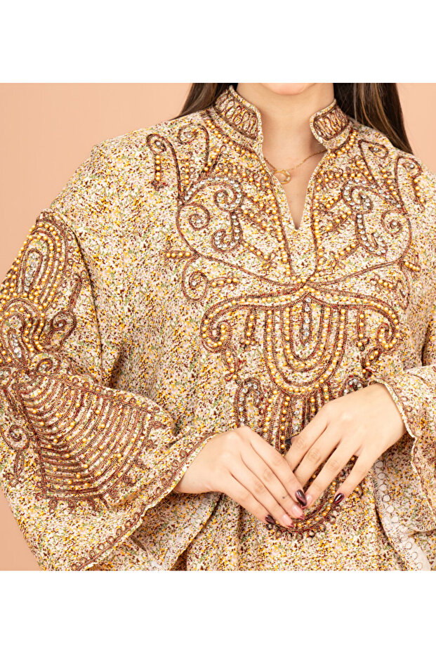 Crystal and Thread Elegance Jalabiya - 2