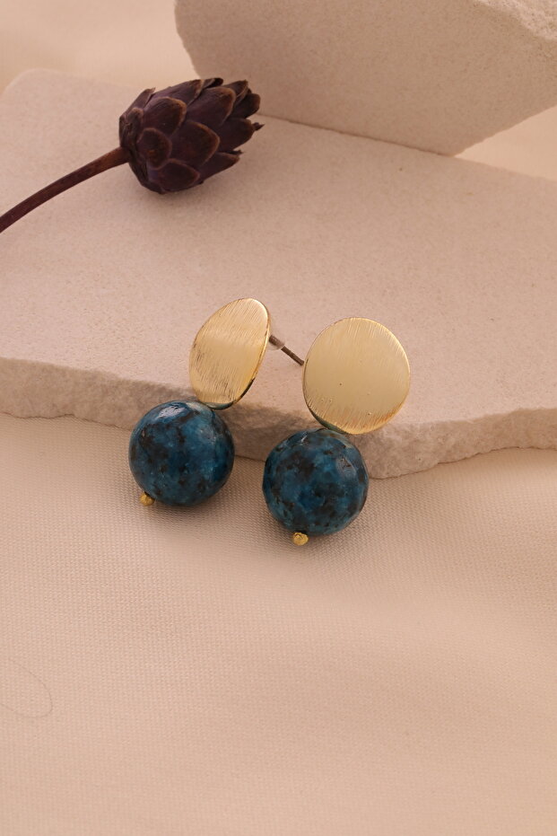 Natural Turquoise Color Round Cut Special Design Earrings