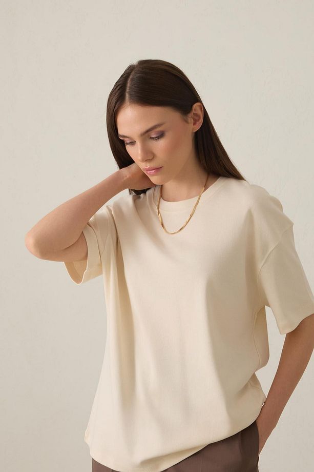 Krem %100 Pamuklu Bisiklet Yaka Basic Kısa Kollu Oversize T-Shirt - 4