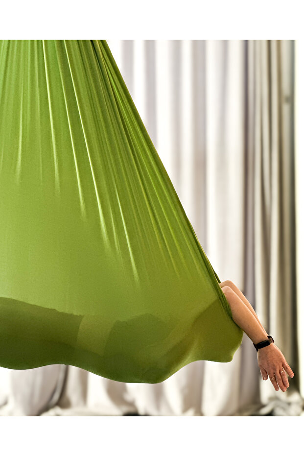 Yoga Hammock Set (Wide Width / 2.5 m Stretching Share / Choice of Yoga Trainers)