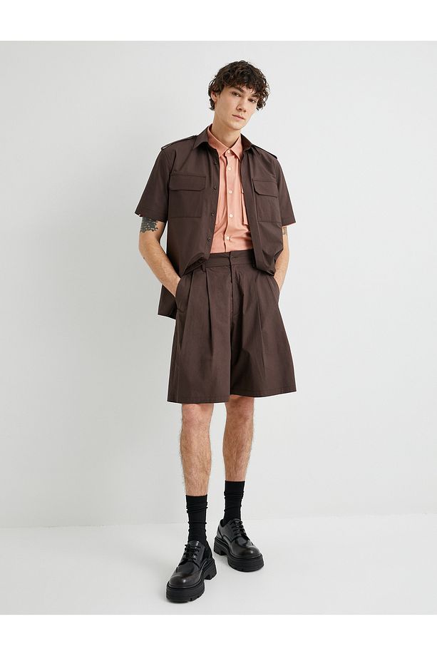 Kumaş Şort Oversize Pileli Chino Düğmeli Cep Detaylı - 3