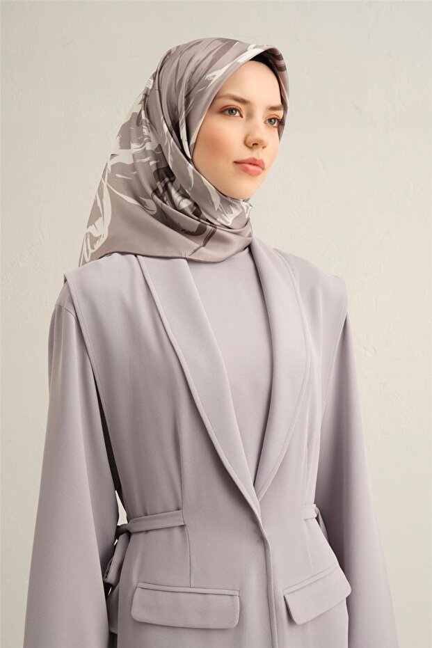 بنقشة زهور شال ساف حرير سورا 9322D 82