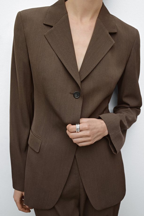 Vücuda oturan yün karışımlı blazer - 4