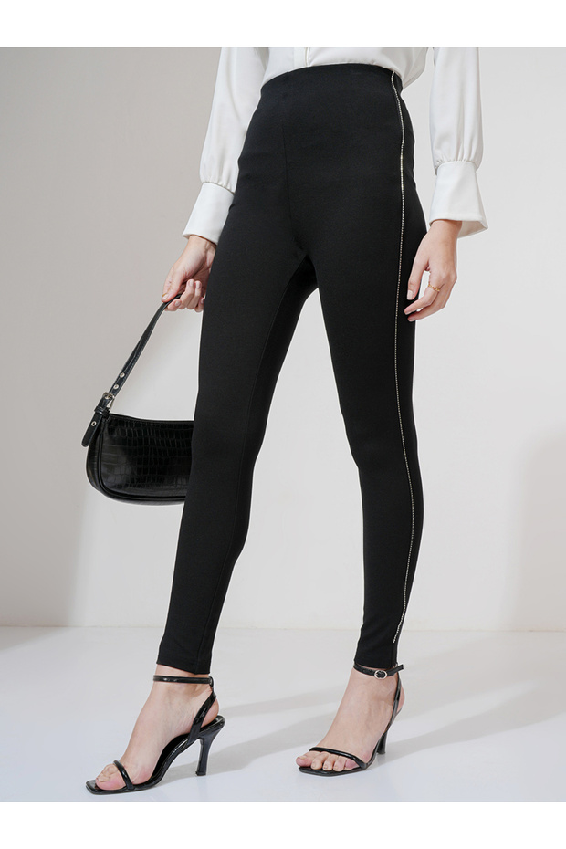Mid Rise Slim Fit Trousers