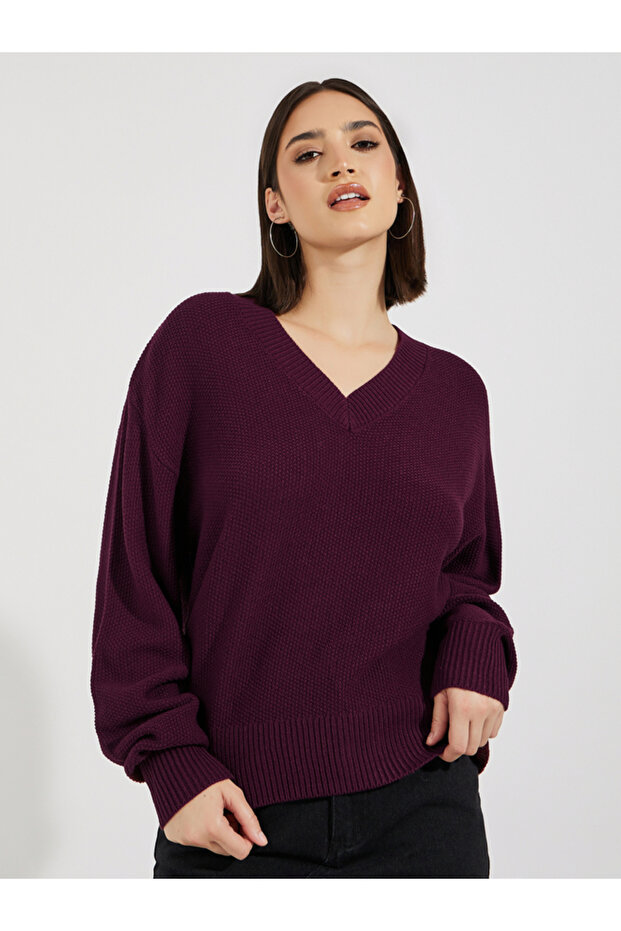 Boxy Fit Regular Length Chunky Knit V Neck Sweater
