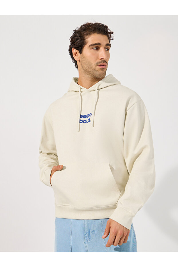 Minimal Chest Print Relaxed Fit Hoodie
