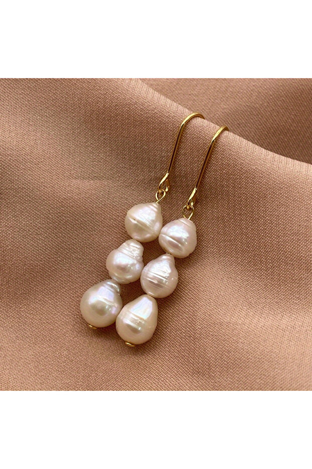 E10205-01 New Fashionable Baroque Freshwater Pearl Earrings. Simple, Elegant And Versatile Long Thre