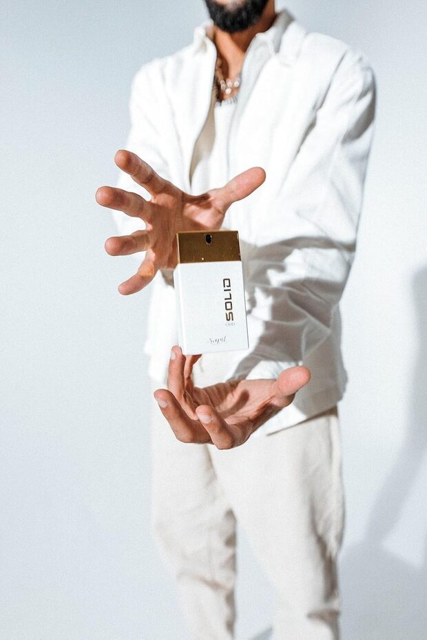 عطر سابيل سوليد عود أو دي تواليت للرجال، 100 مل - 4