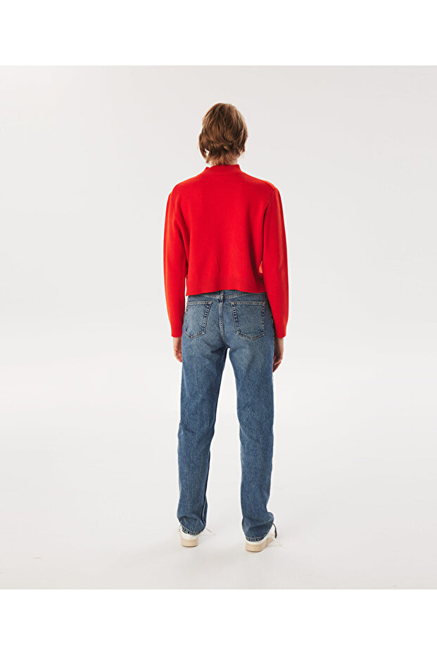 ملابس تريكو أساسية ذات ياقة عمودية - 7