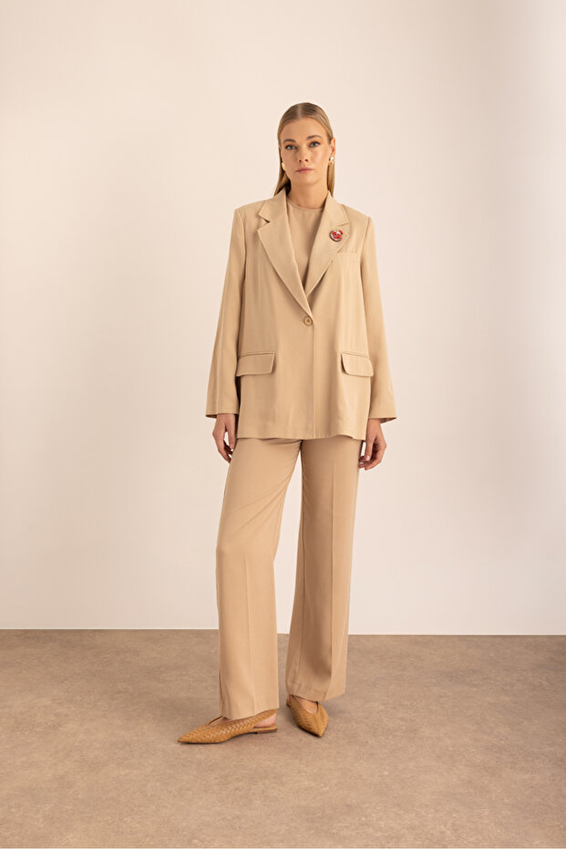 Bej Kontrast İç Biyeli Oversize Ceket - 2