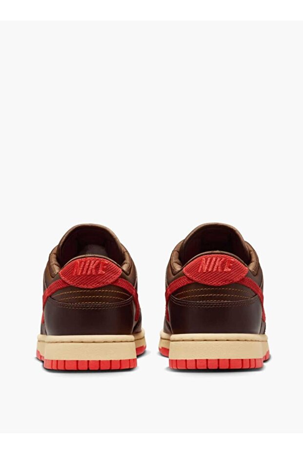 Męskie trampki z nadrukiem logo i sznurowaniem - NIKE DUNK LOW RETRO BTTYS CN - 2