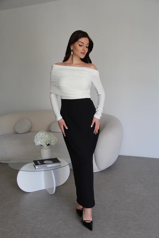 White Collar Gathered Slit Midi Length Premium Dress