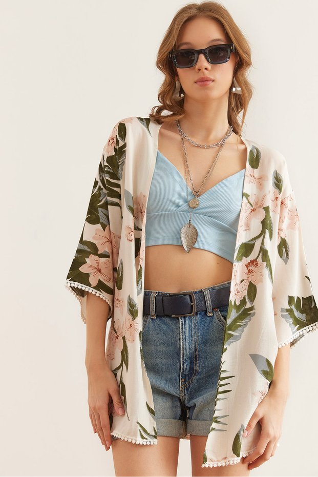 Women's Ecru Large Powder Floral Guipure Detailed Viscose Kimono CKT-19000053