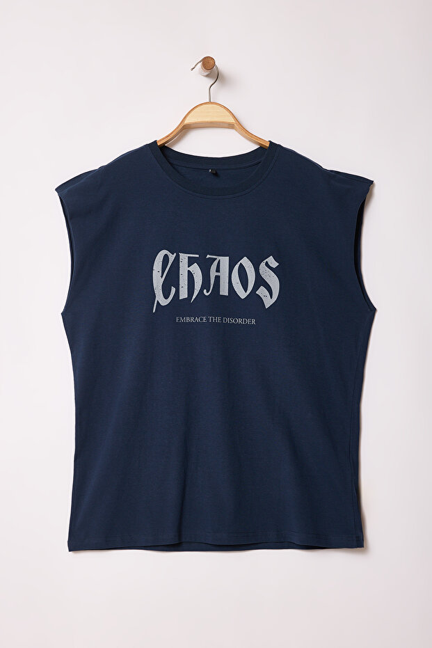 Lacivert Oversize/Geniş Kesim Chaos Baskılı %100 Pamuk Atlet TMNSS25AL00006 - 2