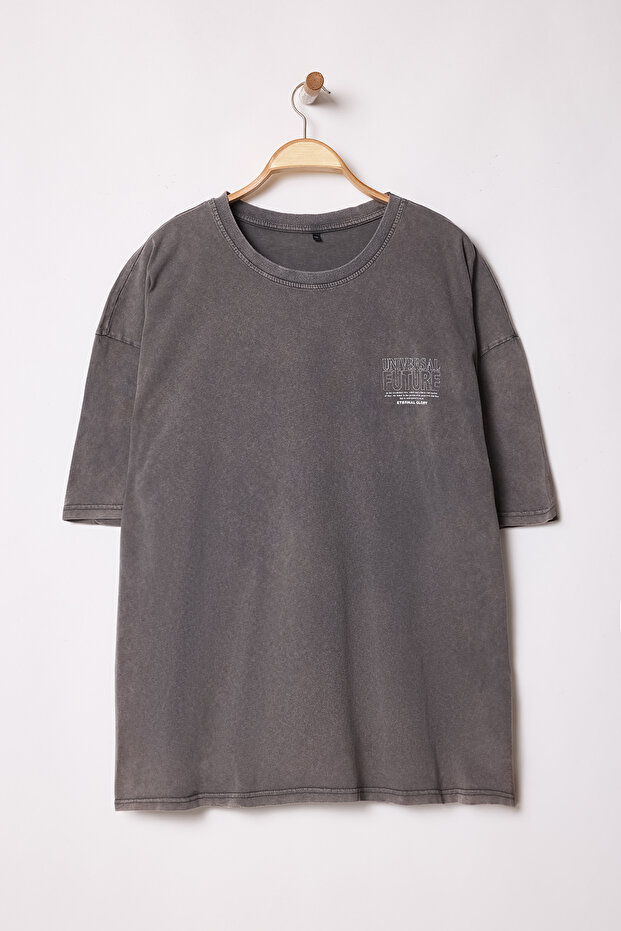 Büyük Beden Antrasit Oversize/Geniş Kesim Soluk Efektli Baskılı %100 Pamuk T-Shirt TMNSS25BF00015 - 5