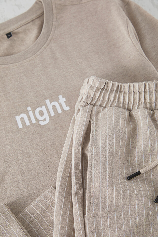 Bej Regular Fit Baskılı Altı Çizgili Örme Pijama Takımı THMAW21PT0393 - 3
