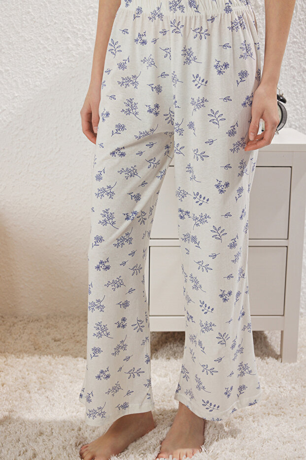 Beyaz-Mavi Pamuklu Çiçekli Cep Detaylı Hamile Örme Pijama Takımı THMSS25PT00212 - 4