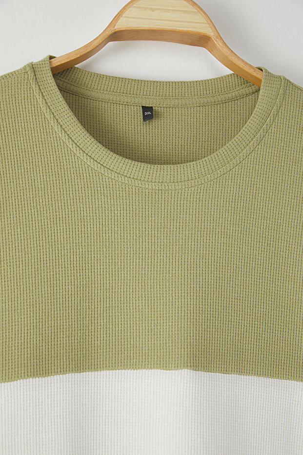 Mint Büyük Beden Oversize/Geniş Kesim Renk Bloklu Dokulu T-Shirt TMNSS25BF00038 - 4