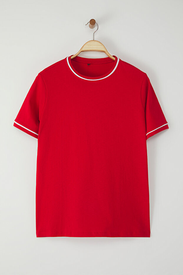 Kırmızı Bisiklet Yaka Biye Detaylı Basic Büyük Beden T-shirt TBBSS25BF00050 - 5