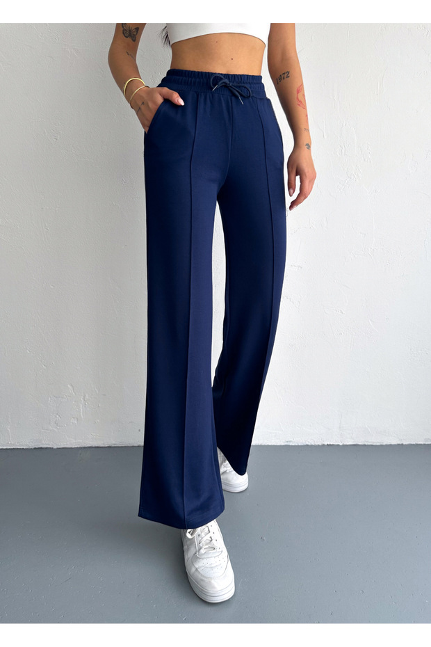 طقم بدلة رياضية من القماش المشروط الناعم - 5