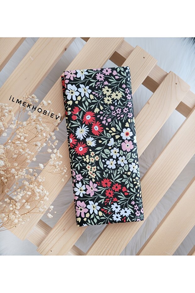 Poplin Fabric Spring Floral Color Black Background 100% Cotton 50x170cm (1 piece)