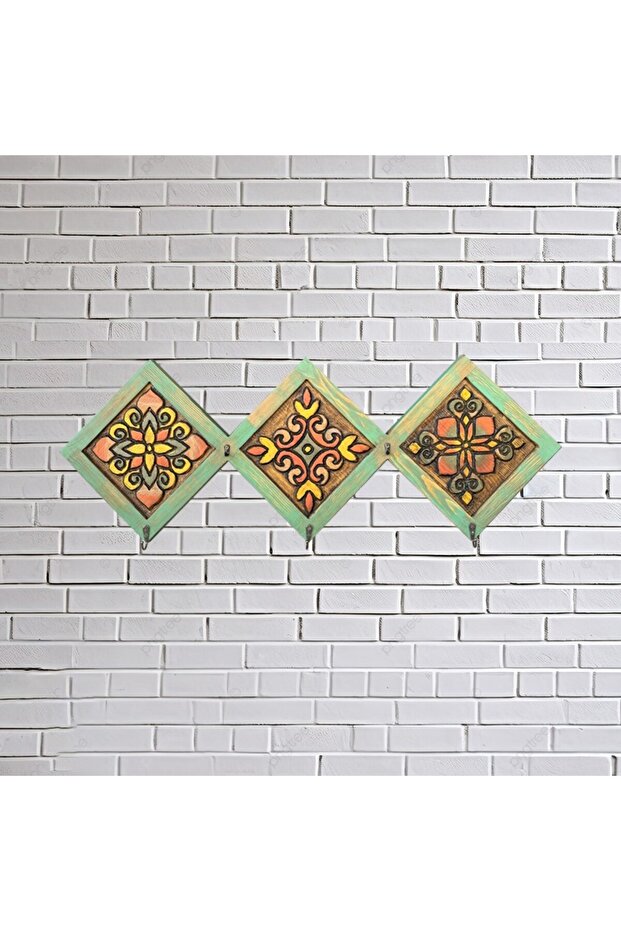 Ahşap Oyma Askı - 1