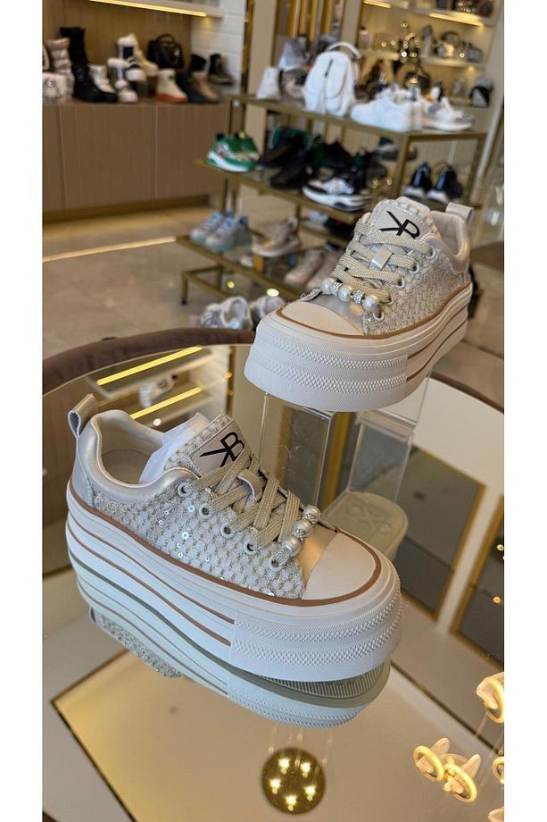 İthal Yüksek Taban Transparan-Pullu Bağcıklı Sneakers - 3