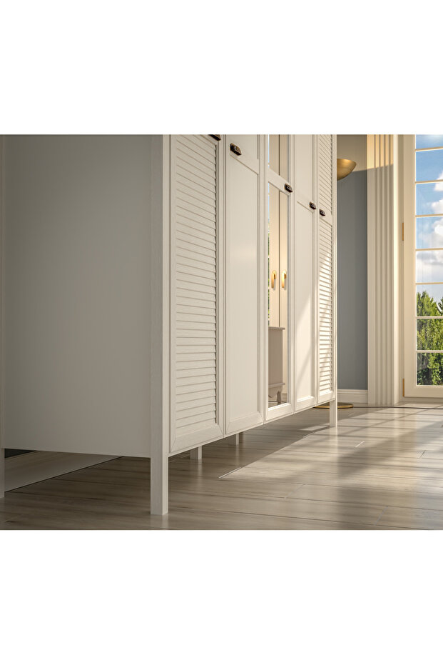 Velencia Gardrop - 4