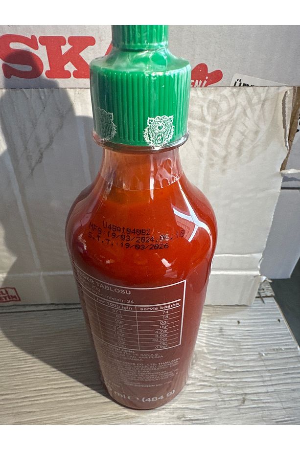 Crying Thaiger Sriracha Hot Chili Sos 440 ml - 3
