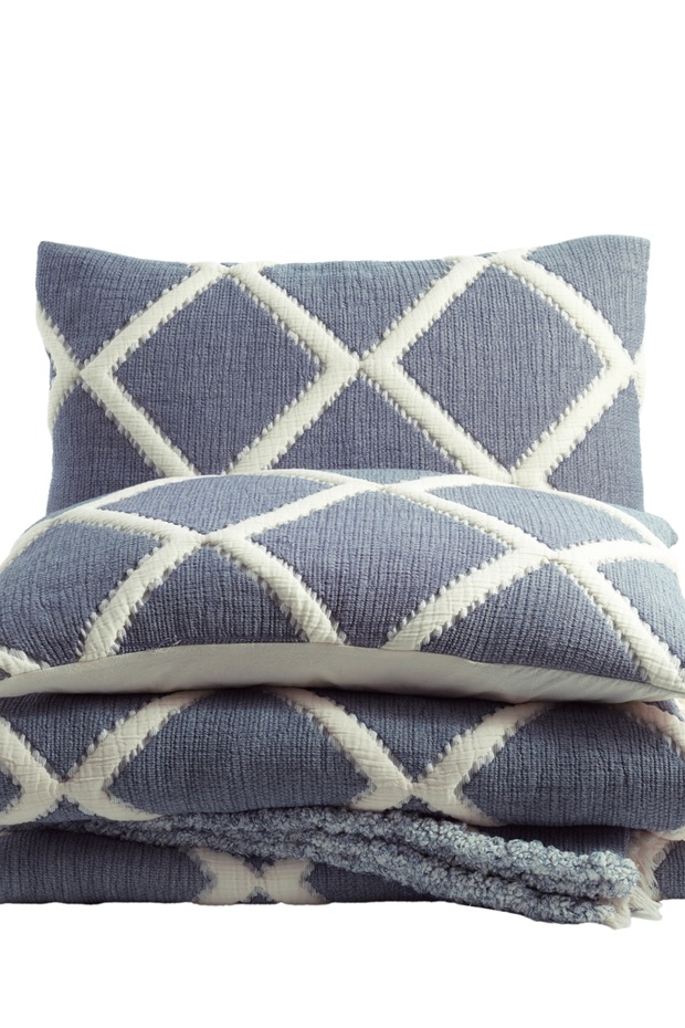 Garcia Navy Blue Double Diamond Slice Bedspread