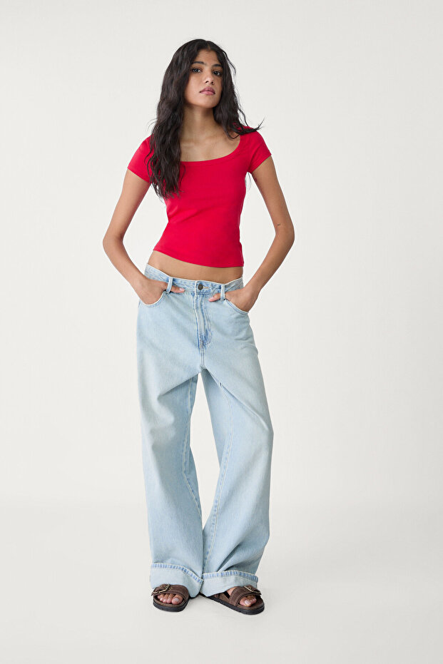 Top with square-cut neckline - 2