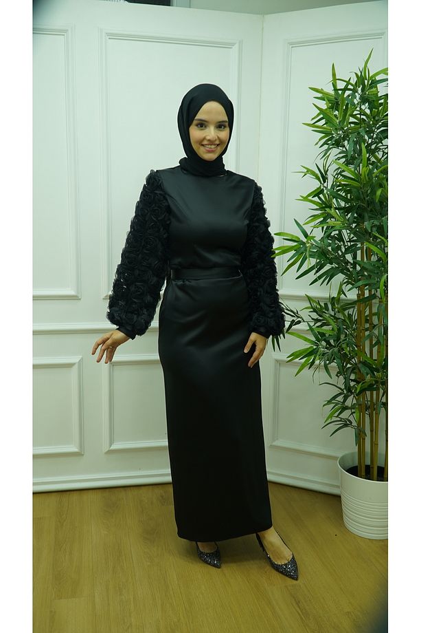 Kolu Gül Detaylı Saten Elbise - 4