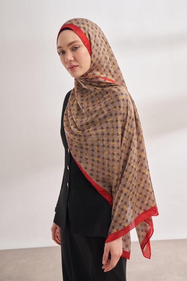 شال بنمط مونوغرام من فويل 3361-بيج-أحمر - 5