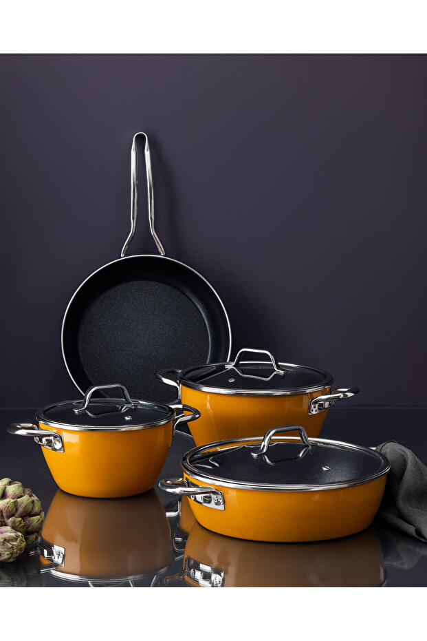 Titanium Enamel - Comfortable Cookware Set - 1